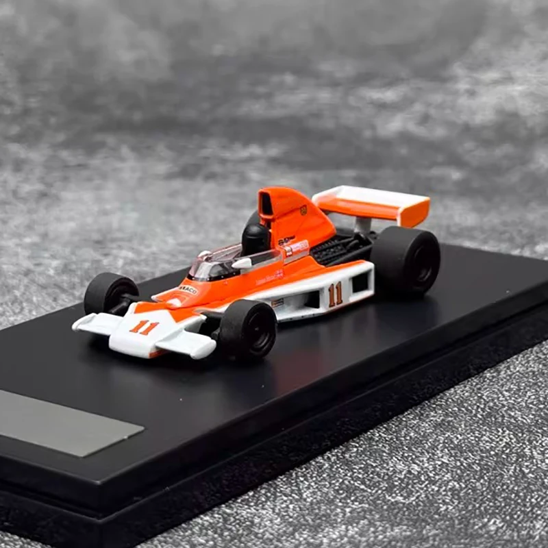 

LCD 1:64 for F1 M23 Formula Racing Alloy Car Model Collection Ornament