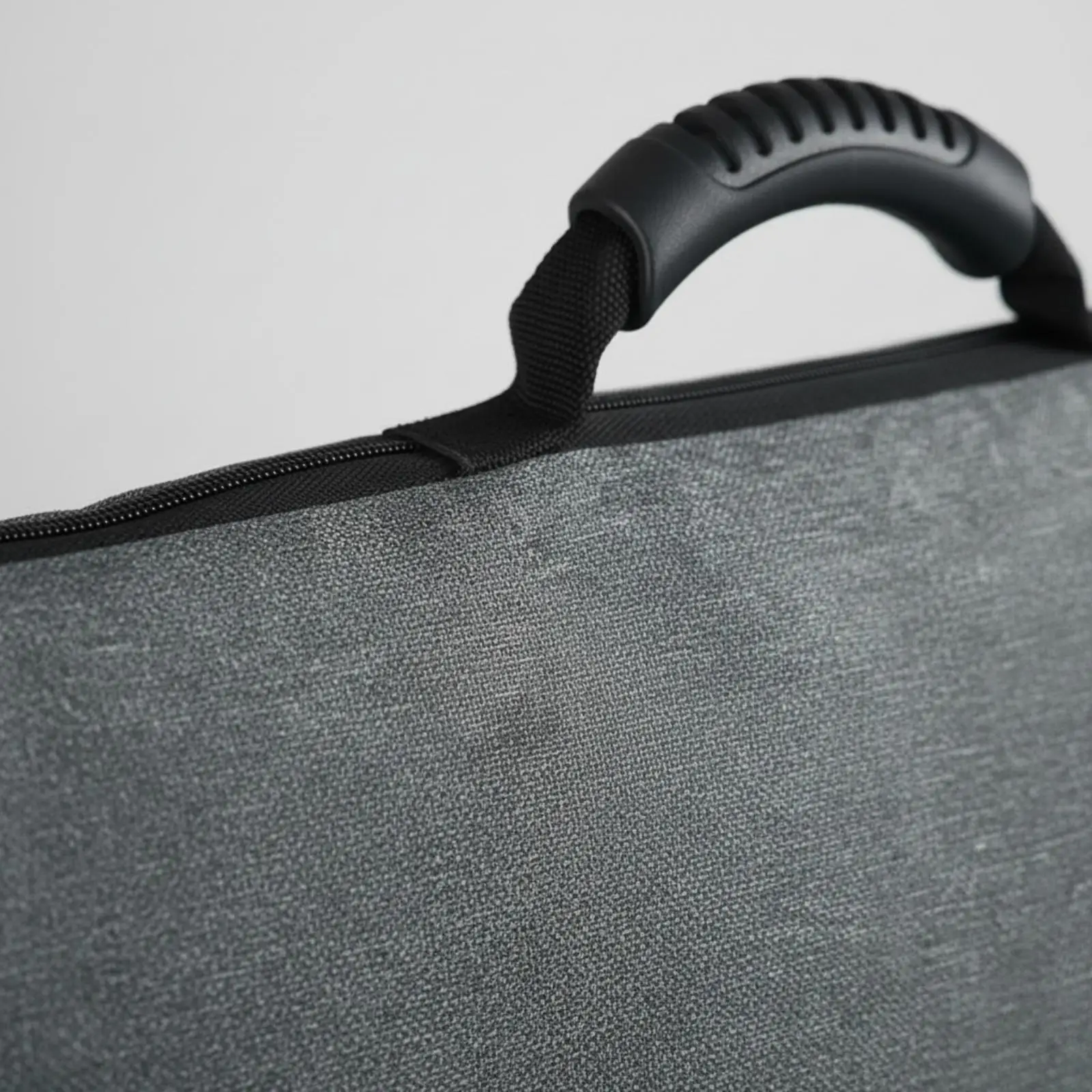 Portable 27 Inch Monitor Cover Bag with Velvet Cushion Lining and Side Pockets for USB Hub and Cables for Business Travel Mobile