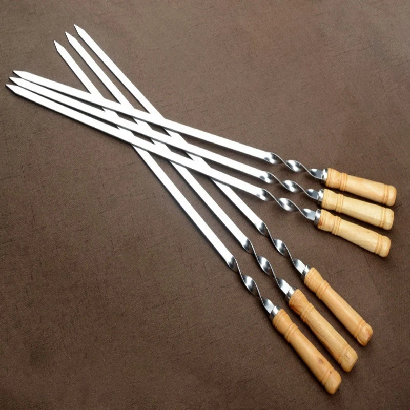 6pcs 55cm Grills pieße langer Griff Shish Kebab Grill Grill Stick Holz Grill Gabel Edelstahl im Freien Grill Nadel