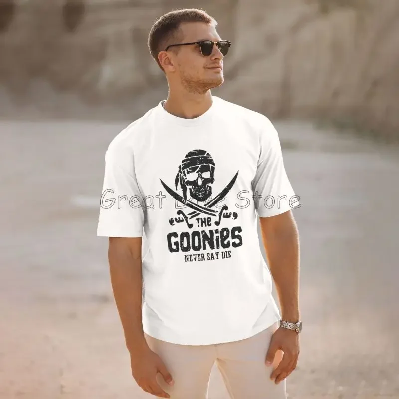 مخصص Goonies لا تقل يموت تي شيرت مطبوع الرجال القطن قصير الأكمام الجرافيك تي شيرت الصيف عادية كبيرة الحجم تيز القمم الشارع الشهير