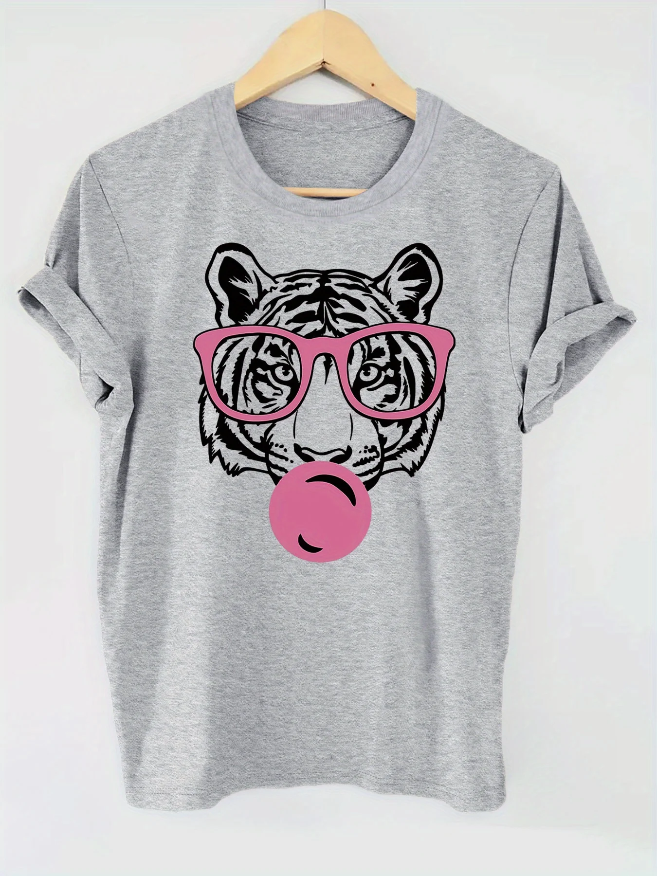 Ladies' Casual Short Sleeved Round Neck T-shirt with Tiger Print Daily T-shirt, Comfortable Fit for All Seasons, Cute T-shirt