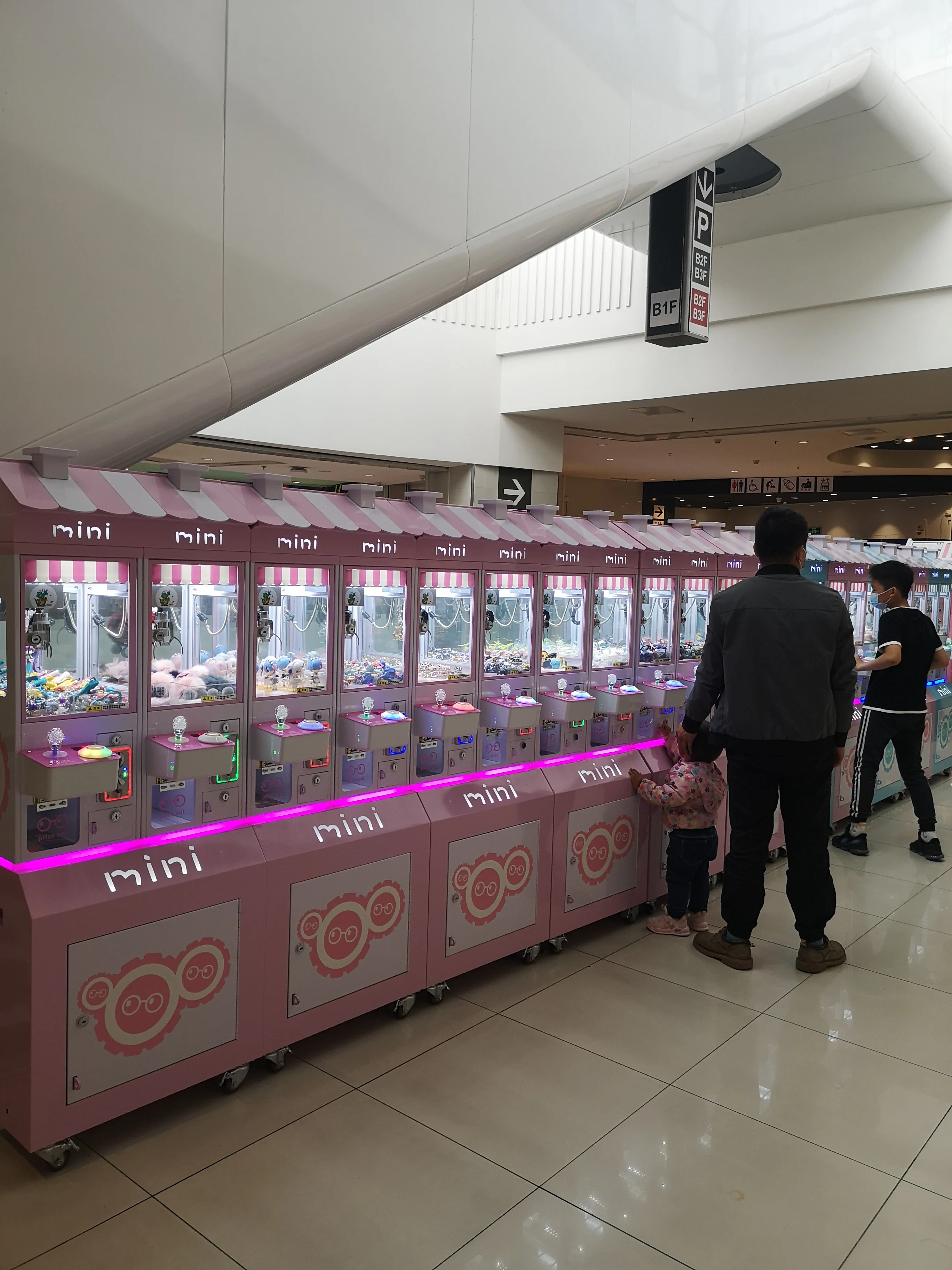 Guangzhou Factory 4 Player Claw Crane Machine Coin Operated Mini Grabber Toy Claw Crane Machine For Sale