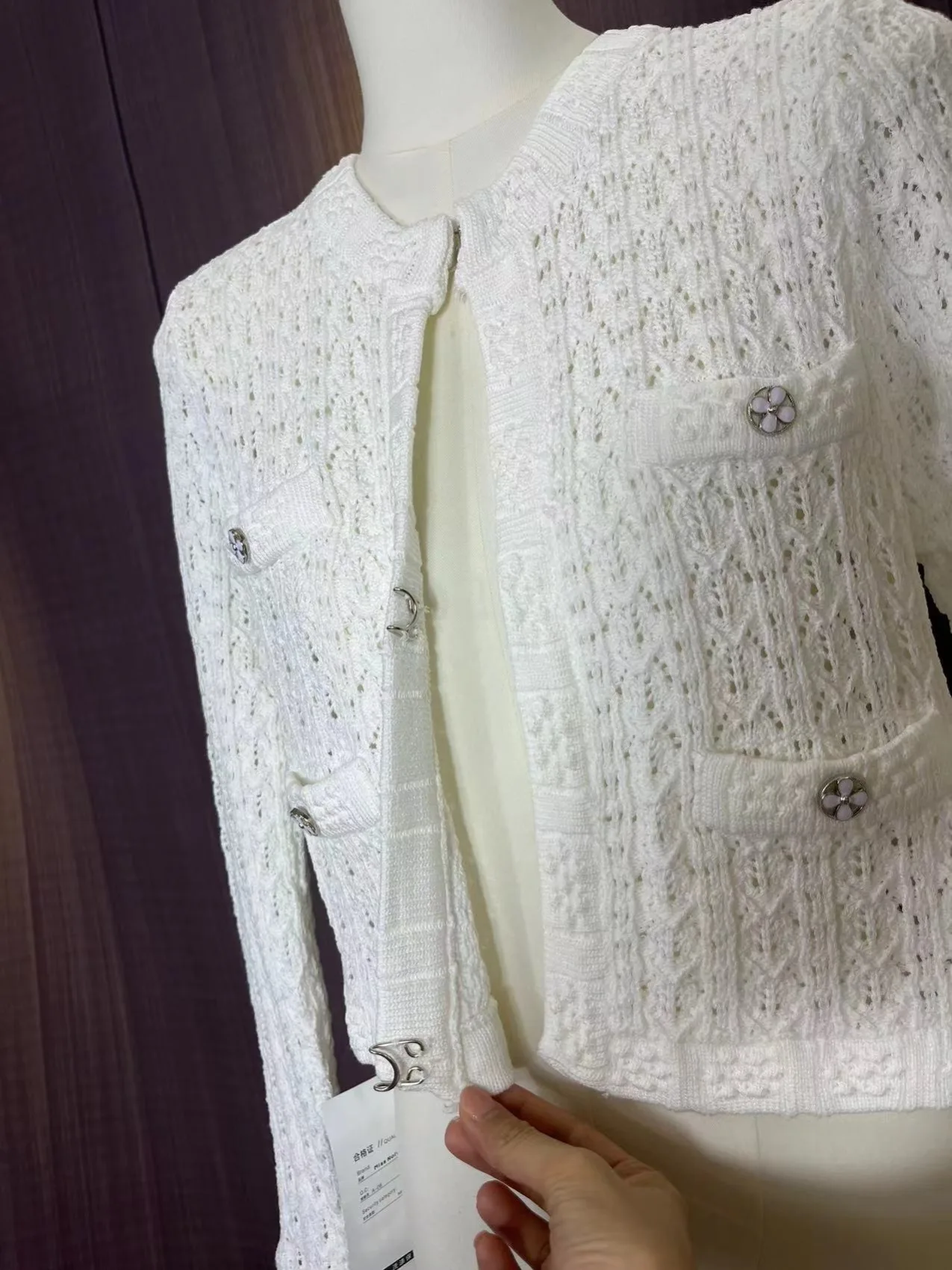 High Quality Knitted Autumn Winter Long Sleeve Hollow Out Cardigan Elegant Women\'s White Jacquard Sweater Luxury Jacket F782