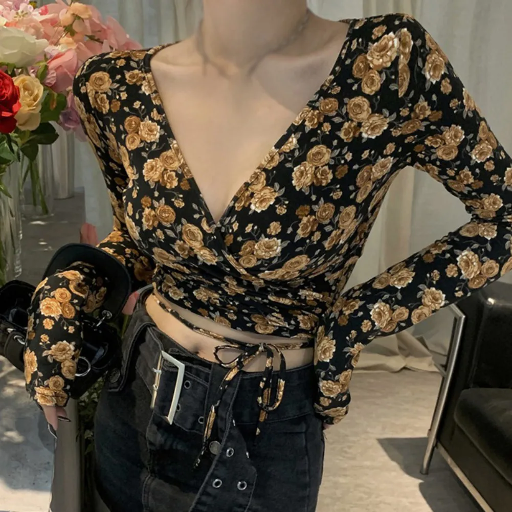 Womens Long Sleeve Shirts Crop Tops Floral Print V-Neck Slim Fit Y2K T Shirts