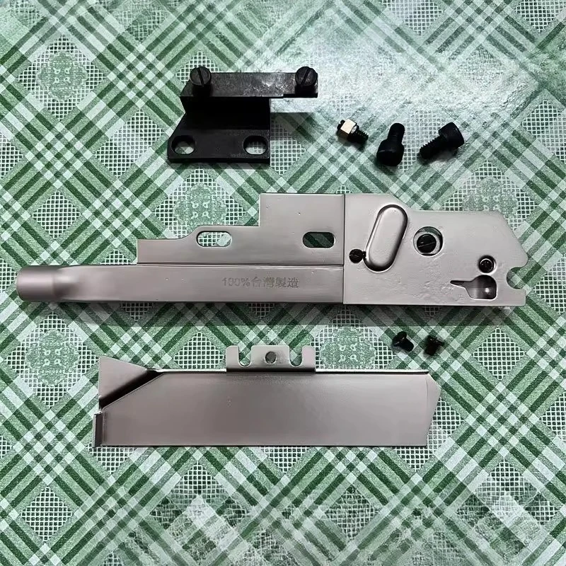 

M700 Suction Knife Household Overlock Sewing Machine 308049-91 M752M852M952 Universal Side Suction Knife