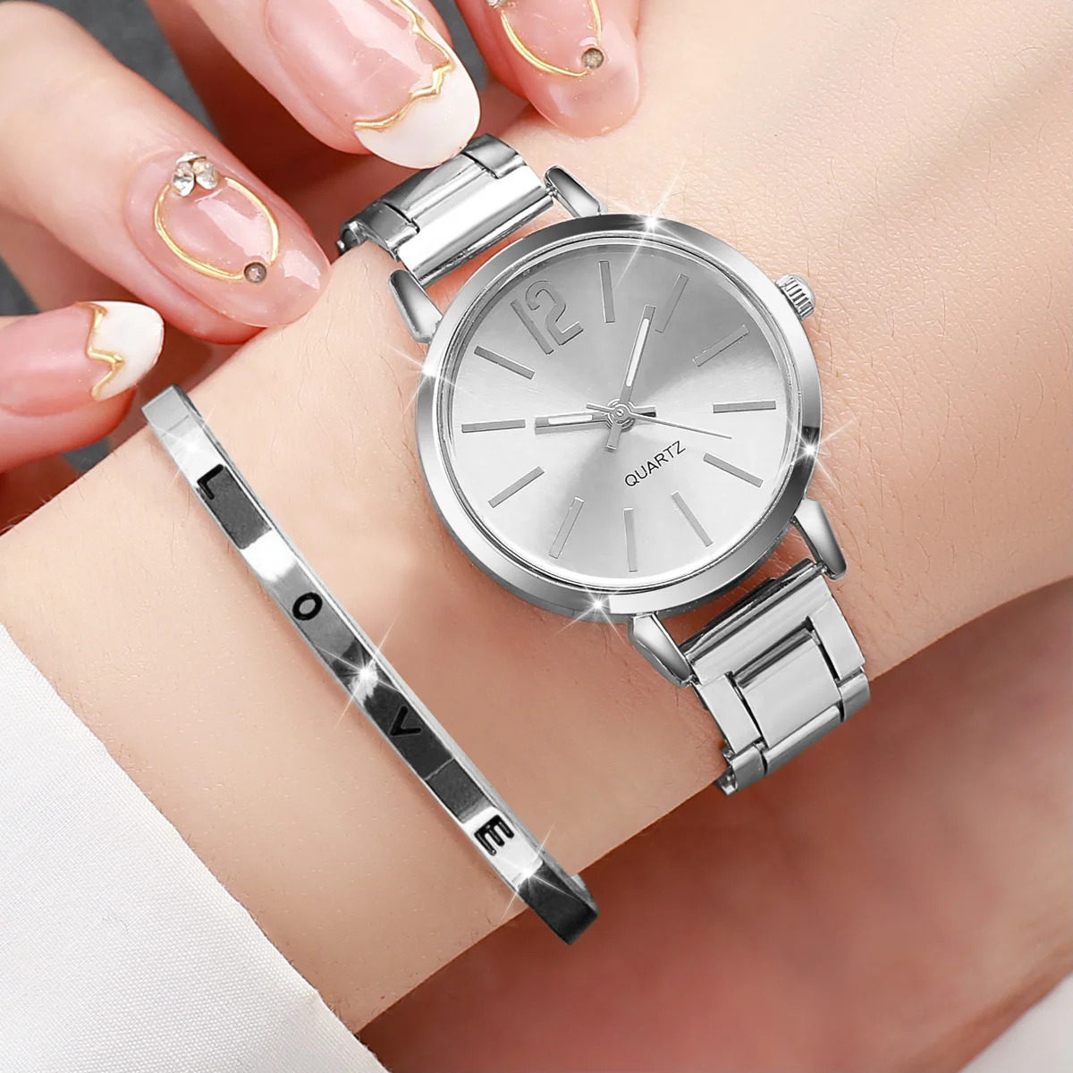 2PCS/Set Fashion Women's Watches Simple Analog Quartz Wristwatch LOVE Opening Cuff Bracelet Set Reloj Mujer（Without Box）
