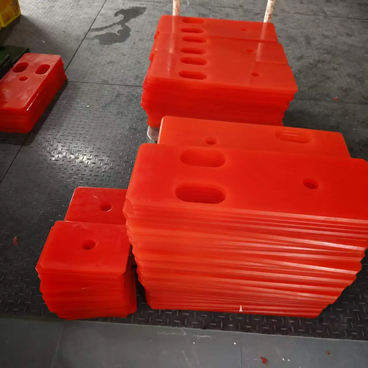 SB30/SB40/SB43/SB81 Hydraulic Breaker Upper Cushion Side Plate Shock Absorber, In Stock Construction Machinery Spare Parts