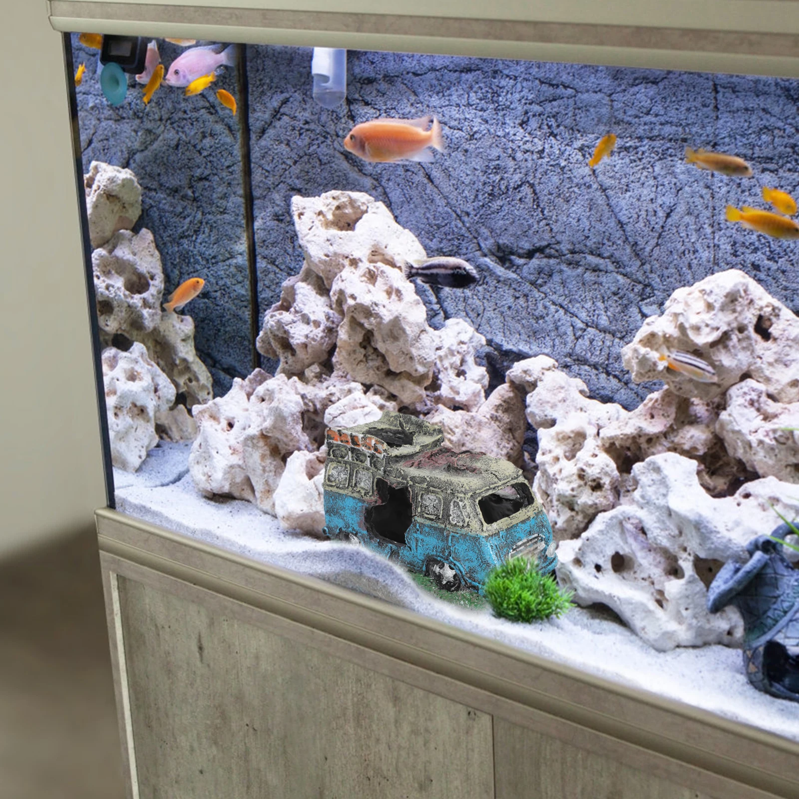 

Car Wreckage Decor Fish Tank Aquarium Still Natural Fish Tank Resin Decor Unique Safe Small Hideout Cave Pet Supplies
