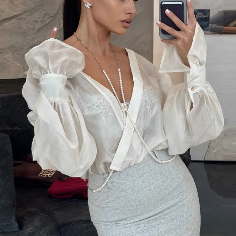 

Women's 2025 Summer New Collection Sweet, Fresh, Loose Collar Lantern Sleeve Long Sleeve Shirt Baita Top