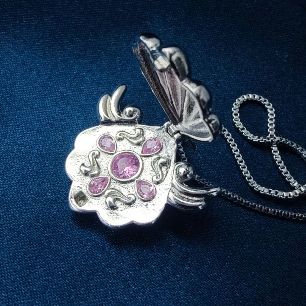 漫画人魚の伝説のテーマネックレスかわいい開閉可能な貝殻ペンダントラインストーン象嵌コスプレネックレスジュエリーアクセサー