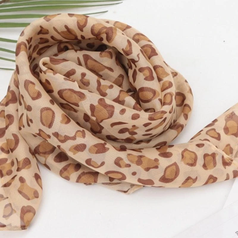 

Soft And Cosy Leopard Scarf Headwrap for Casual Gatherings or Outdoor Activity Y166