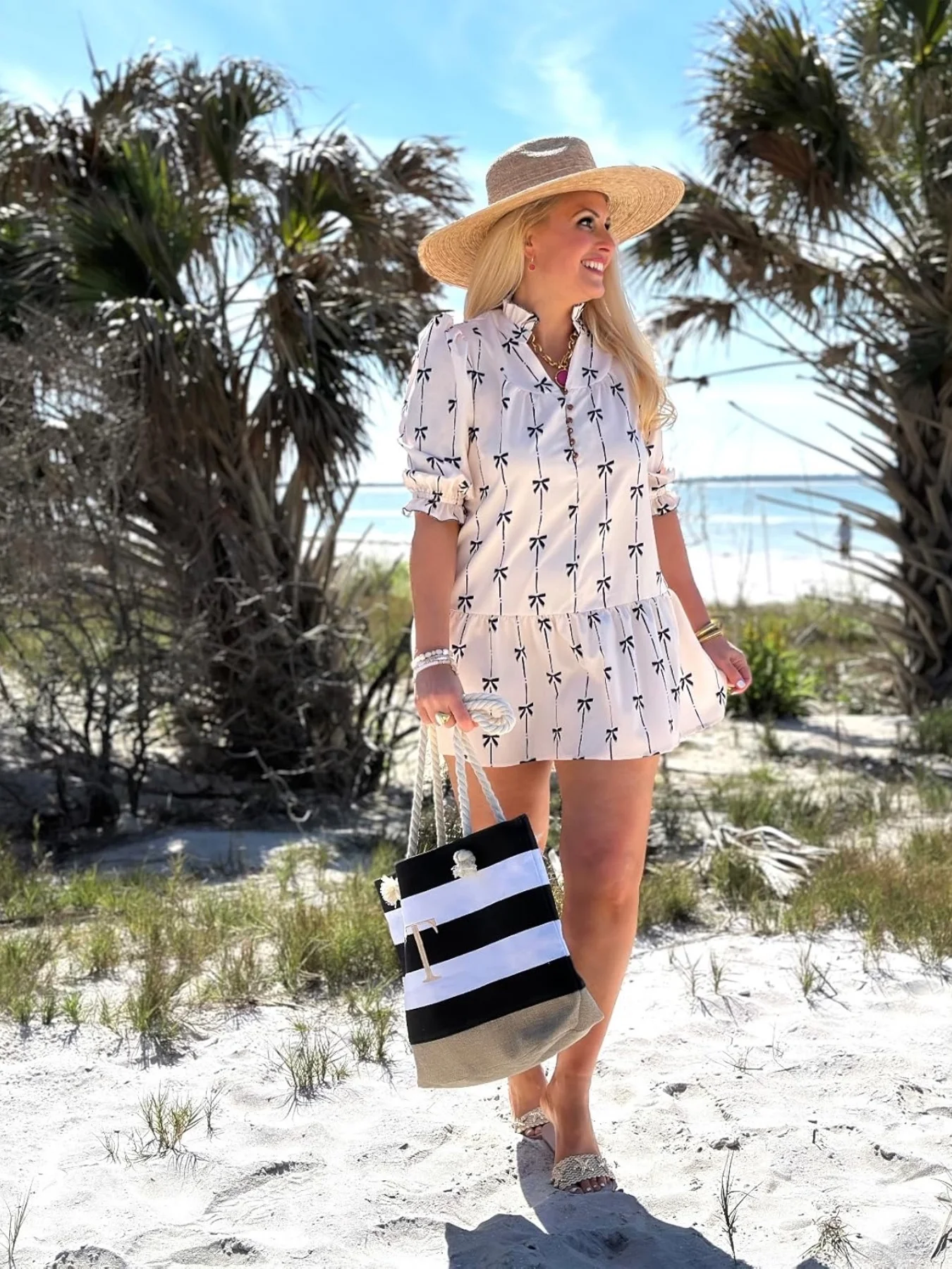 تنورة قصيرة مكشكشة مطبوعة أنيقة ومريحة للسيدات