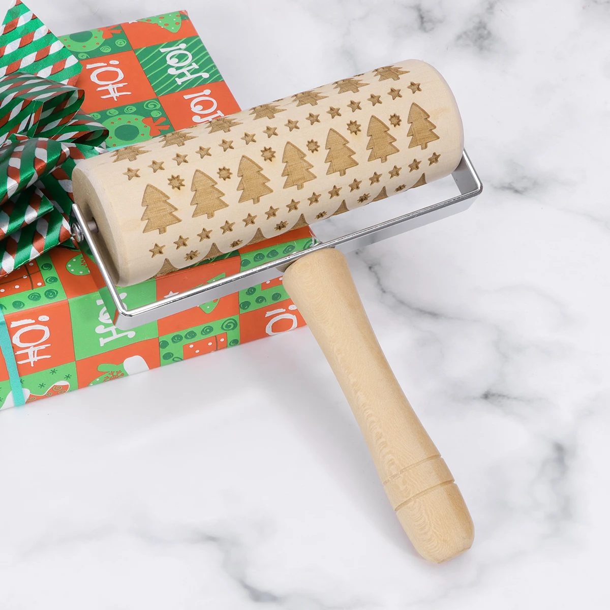 

Wooden Engraved Rolling Christmas Engraving Baking Embossed Rolling Pin Handheld Printing Roller Professional Roller Mold for