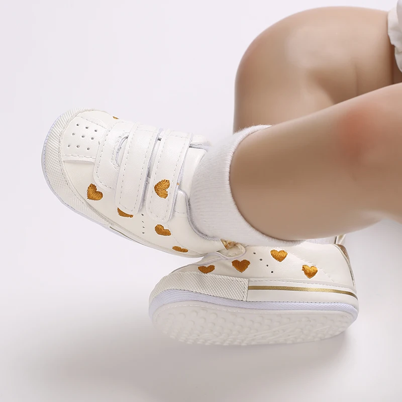 White Baby Shoes Boy Girl Heart Embroidery Sneakers Non-slip Infant Toddler Sports First Walkers