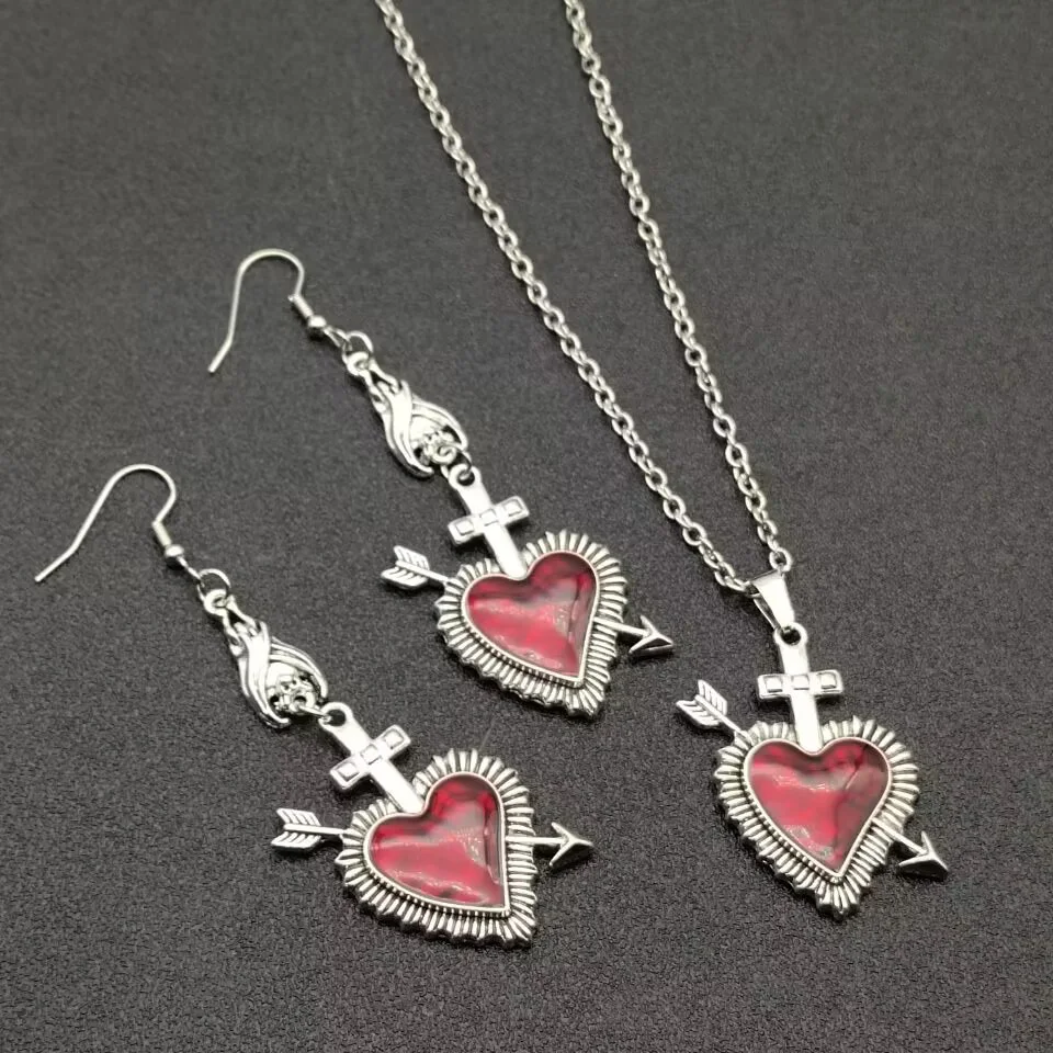 New Retro Red Heart Earrings for Women Oil Droplet Pendant Necklace Gothic Bat Halloween Charm Fashion Girl Jewelry Set Gift