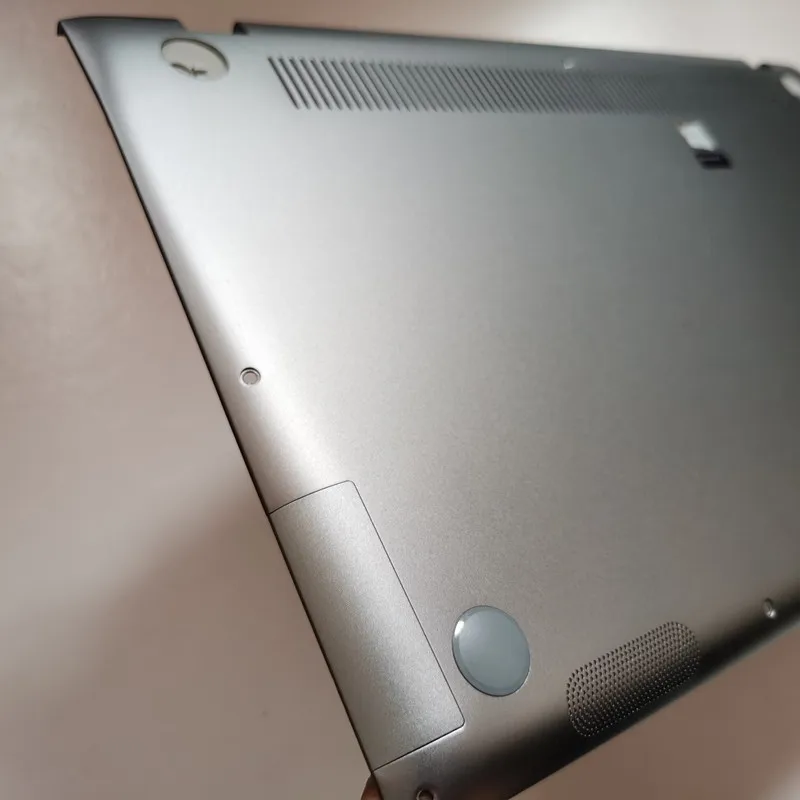 Nueva funda base para portátil ASUS UX434 UX434F 13N1-93A0722