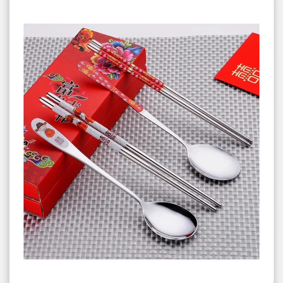 

100 pcs/lot Stainless Steel Dinnerware Double Happiness Red Color Spoons Chopstick Sets Wedding Party Gifts For Guest lin4948