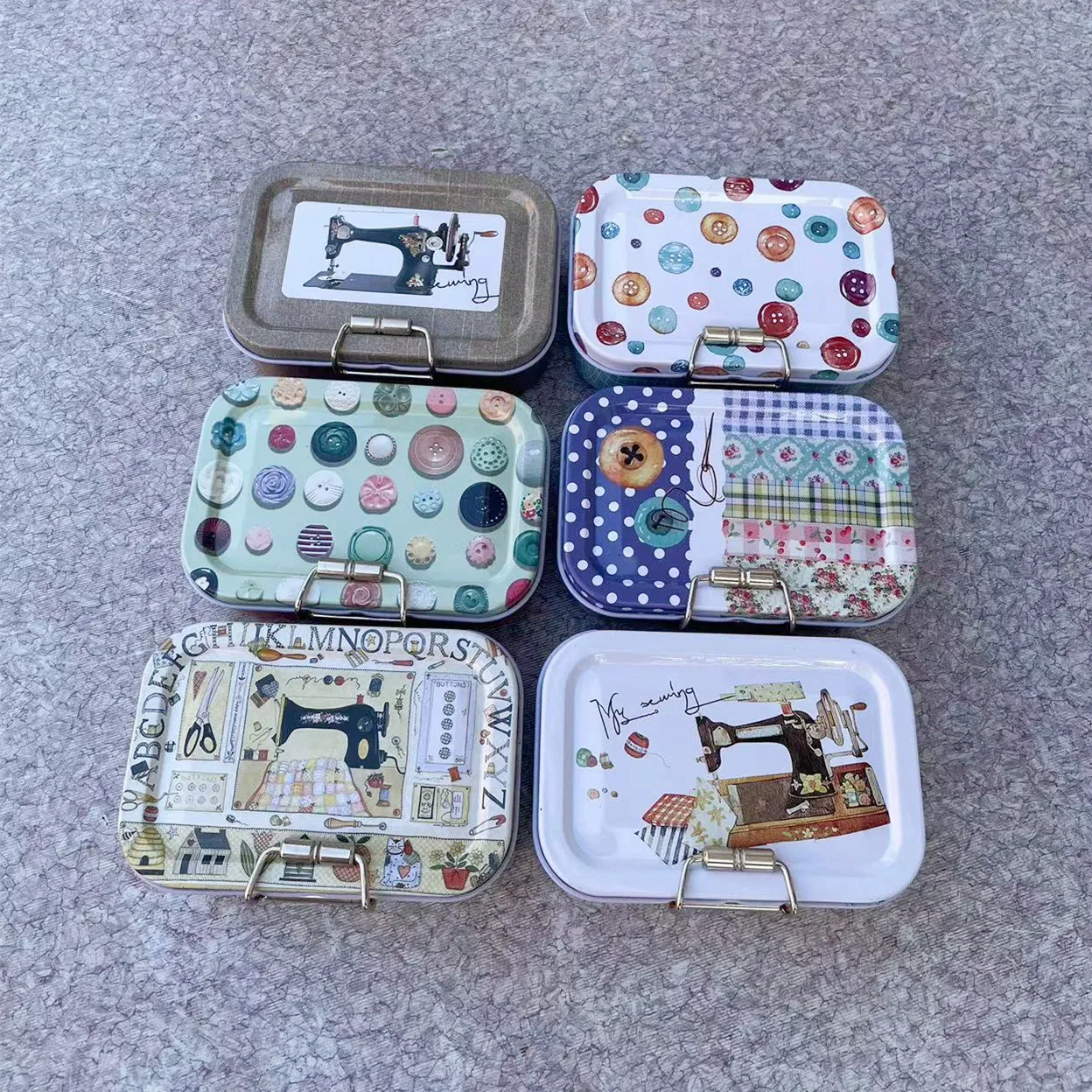 1PCS Vintage Flowers Double Layer Buckle Card Storage Tin Box Small Sewing Machine Pattern Jewelry Case Portable Makeup Tool Box