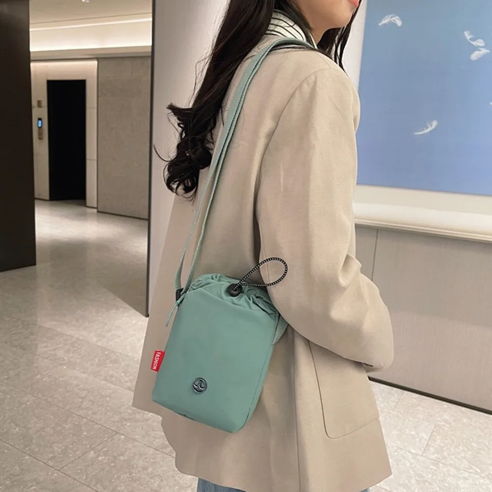 

Multifunctional Mini Nylon Mobile Phone Bag Casual Zipper Drawstring Small Square Bag Ultra-light Korean Style