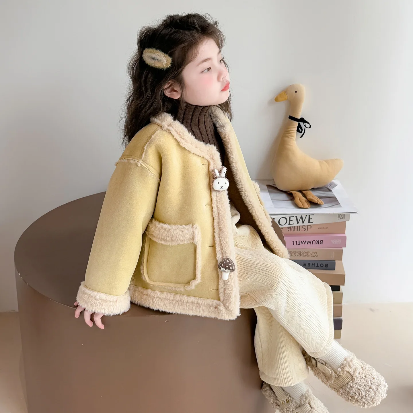 

Girls Cartoon Fur One-piece Coat 2025 New Winter Style Coat