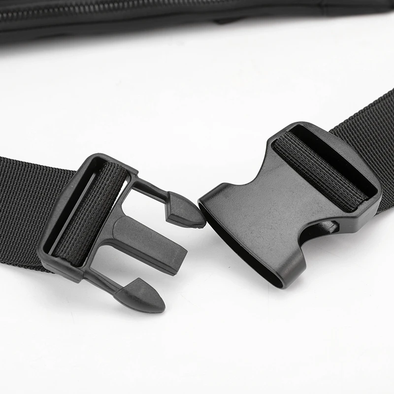 Bolsa masculina de cintura cruzada com vários compartimentos com alça ajustável e necessidades de viagem, adequada para deslocamento diário, ao ar livre e