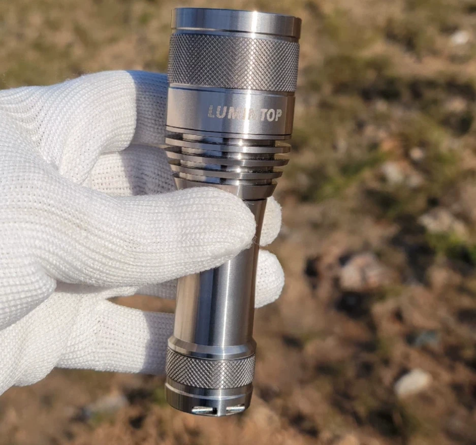 EDC lumintop X9L Titanium Alloy Limited Edition SBT90.2 LED Beads tactical flashlight