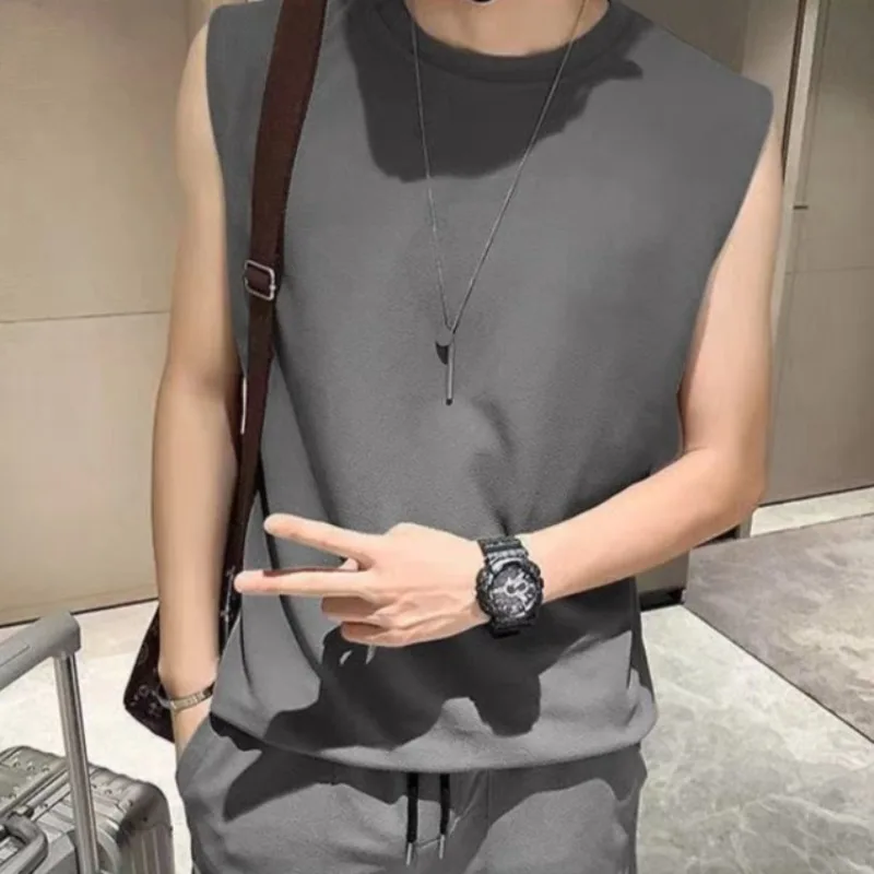 

​Stylish Men's Summer Set Ice Silk Breathable Sleeveless Shorts Casual Outfit Two Piece​
