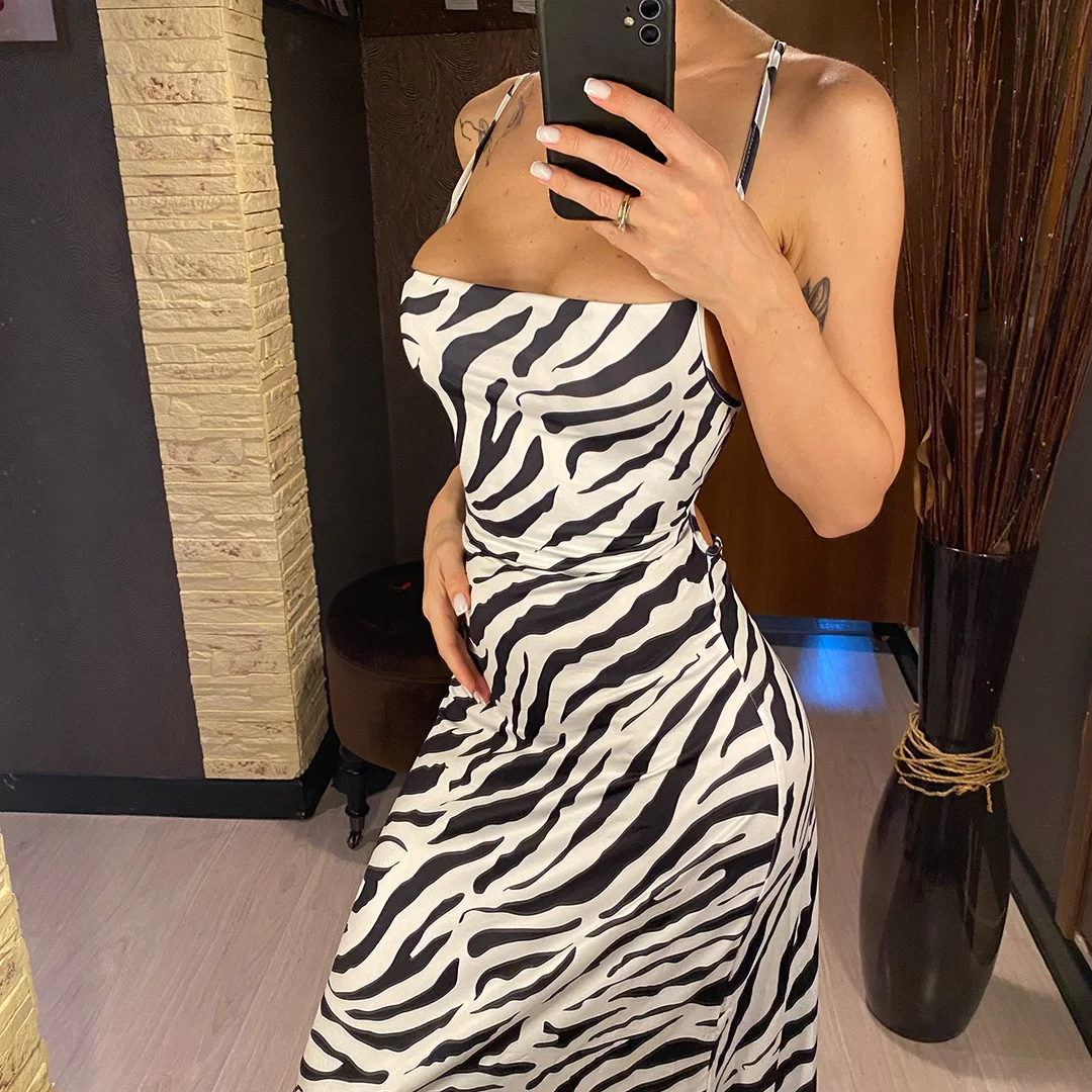 Sexy Leoparden-Zebra-Tunika mit offenem Rücken und Kreuzträgern, Strandkleid, langes Strandkleid, Strandmode, Damenmode, V5262 – Detail 3
