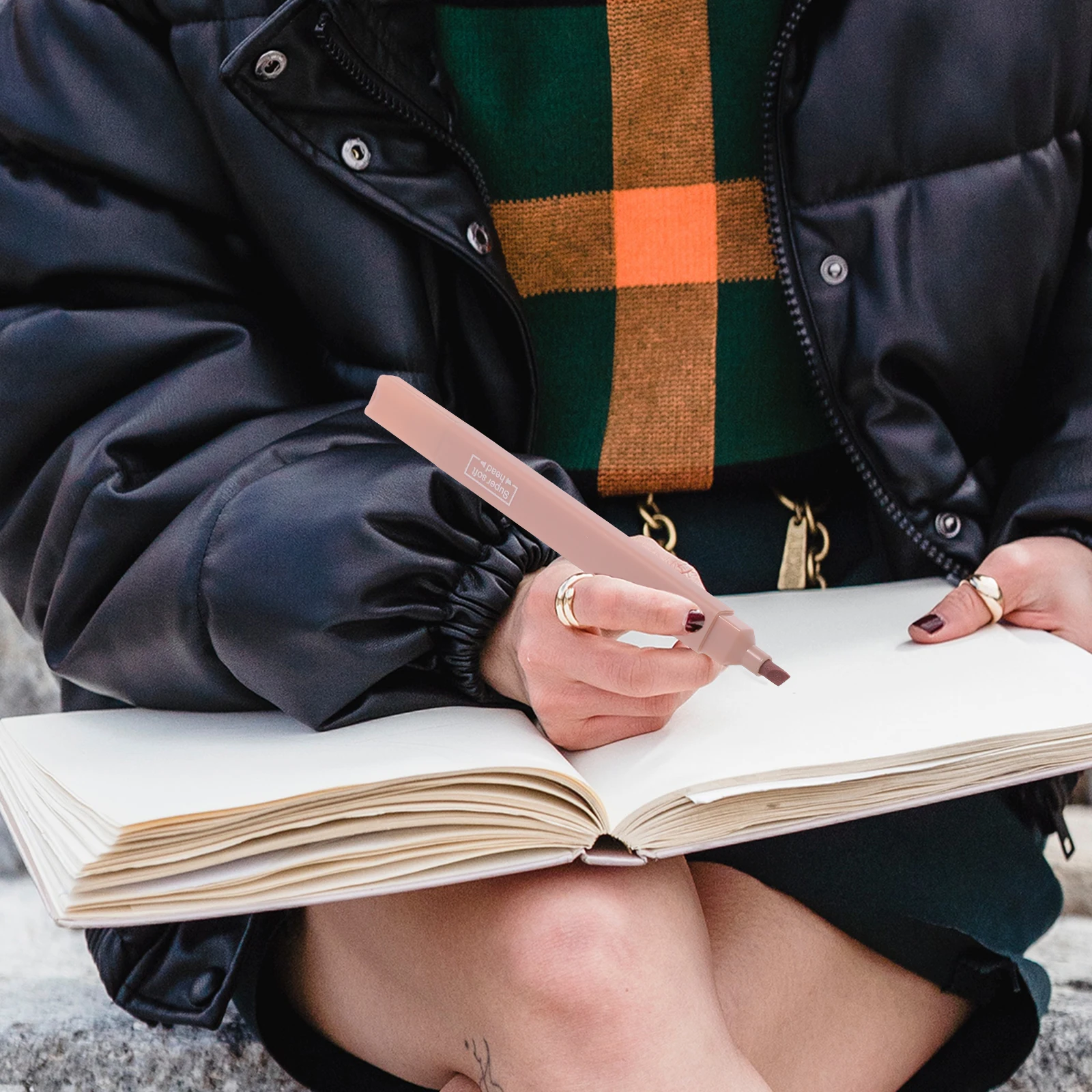 

6pcs Highlighter Pens Fluorescent Marker Plastic Smooth Writing No Leak Bright Colored Note Office Study Teacher Student Book