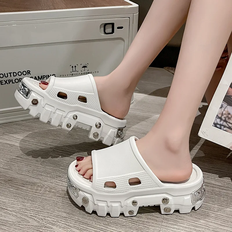 Women Slippers Fashion Platform Slippers Punk Style Rivet Women's Shoes Increase Height Thick Soled Paris EVA Anti-slip Slippers