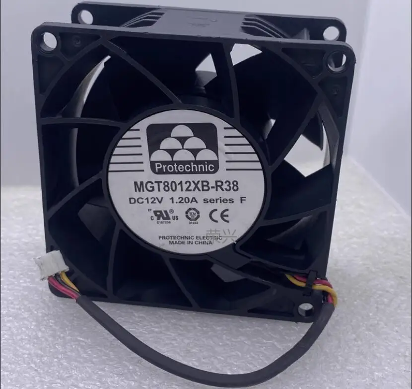 Magic MGT8012XB-R38 DC 12V 1.2A 80x80x38mm 3-Wire Server Cooling Fan