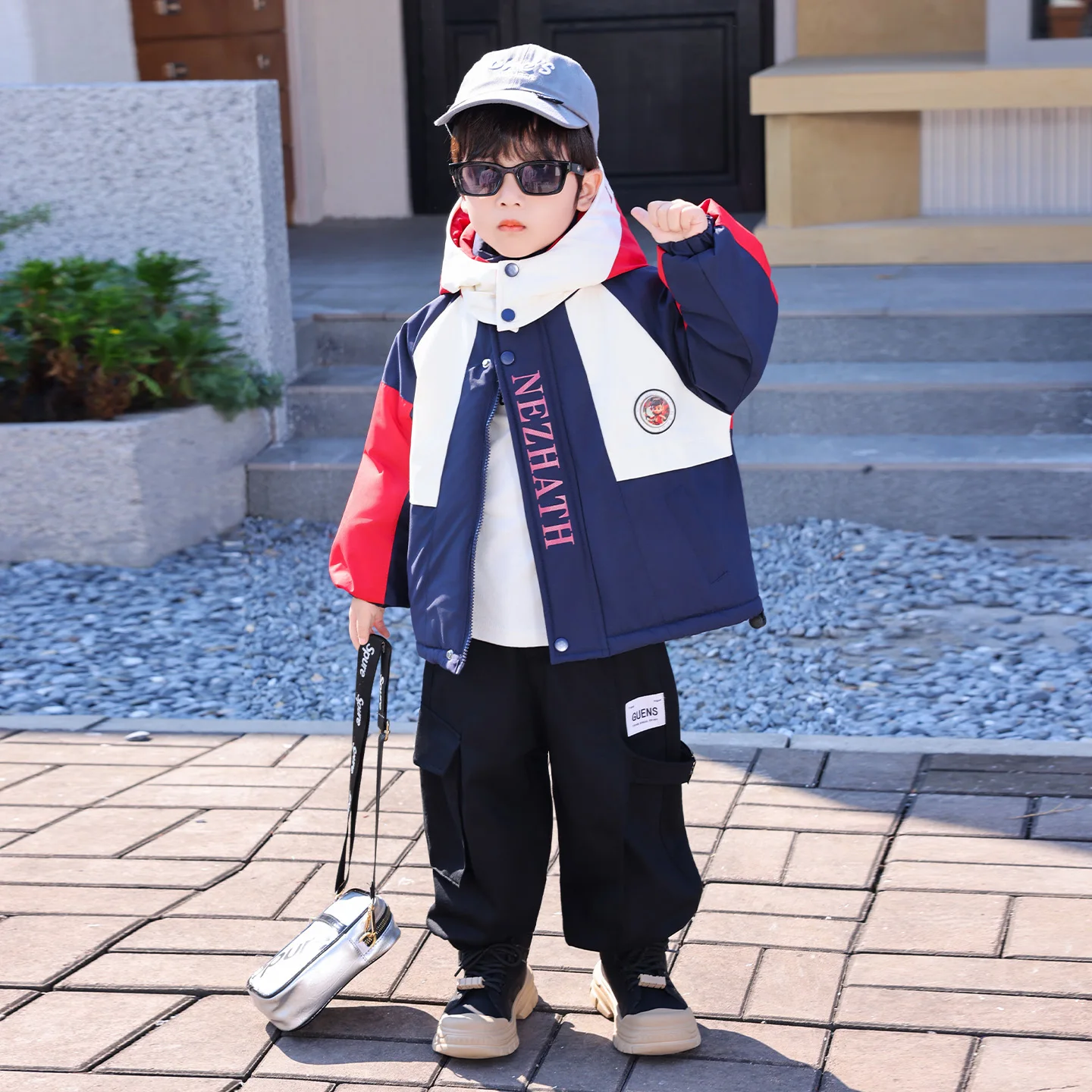 

Утепленная флисовая парка для мальчиков, новая коллекция 2025 года, осенне-зимняя модная детская хлопковая одежда, зимний комплект для детей, парка из хлопка.