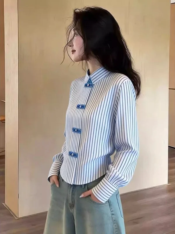 

Blue Striped Button up irt Women's Faionable Commuter Sle Chinese National Sle Simple Design High End Feeling Blouse
