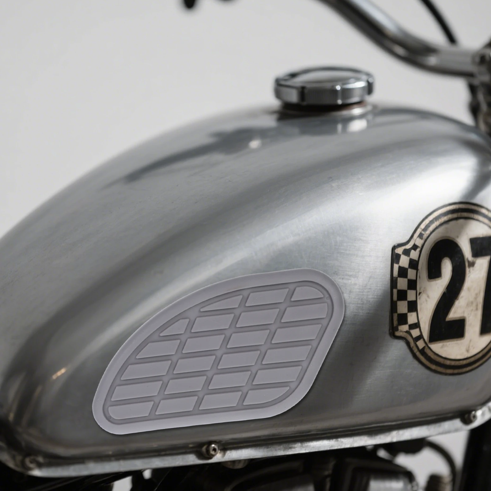 

2Pcs Motorcycle Gas Tank Pad Stickers Retro Side Decal Durable Rubber Fuel Tank Protector Motorcycle Accessories