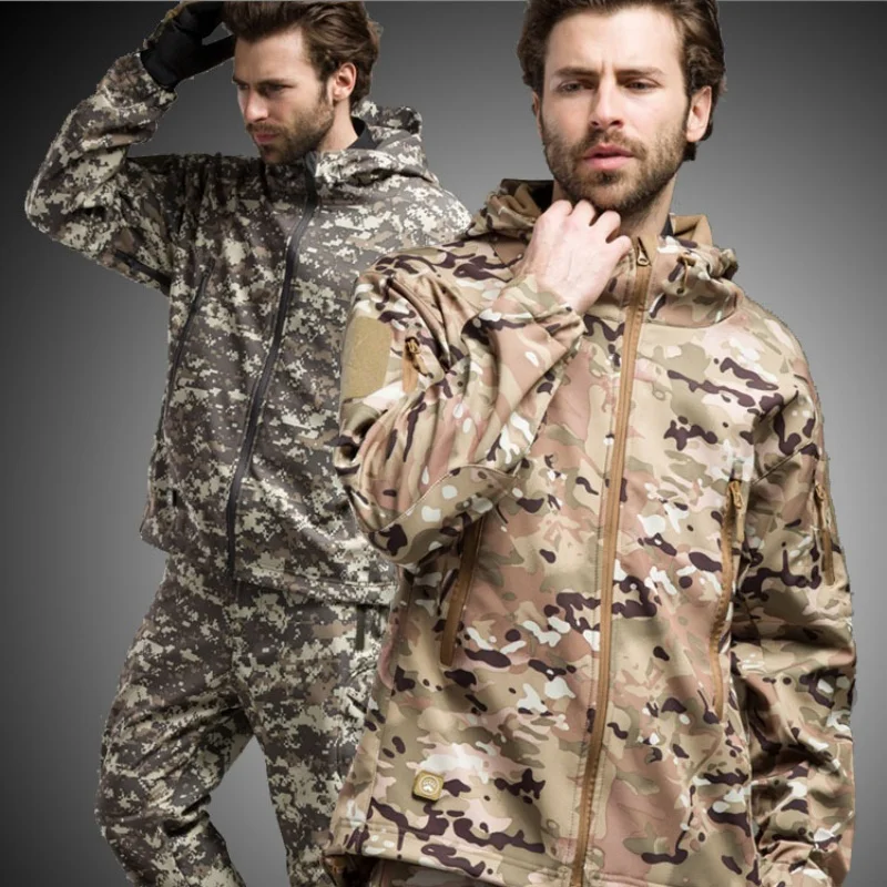 Military Shark Skin Soft Shell Jackets Men Tactical Windproof Waterproof jacket men Army Combat Jackets Mens Hooded Bomber Coats