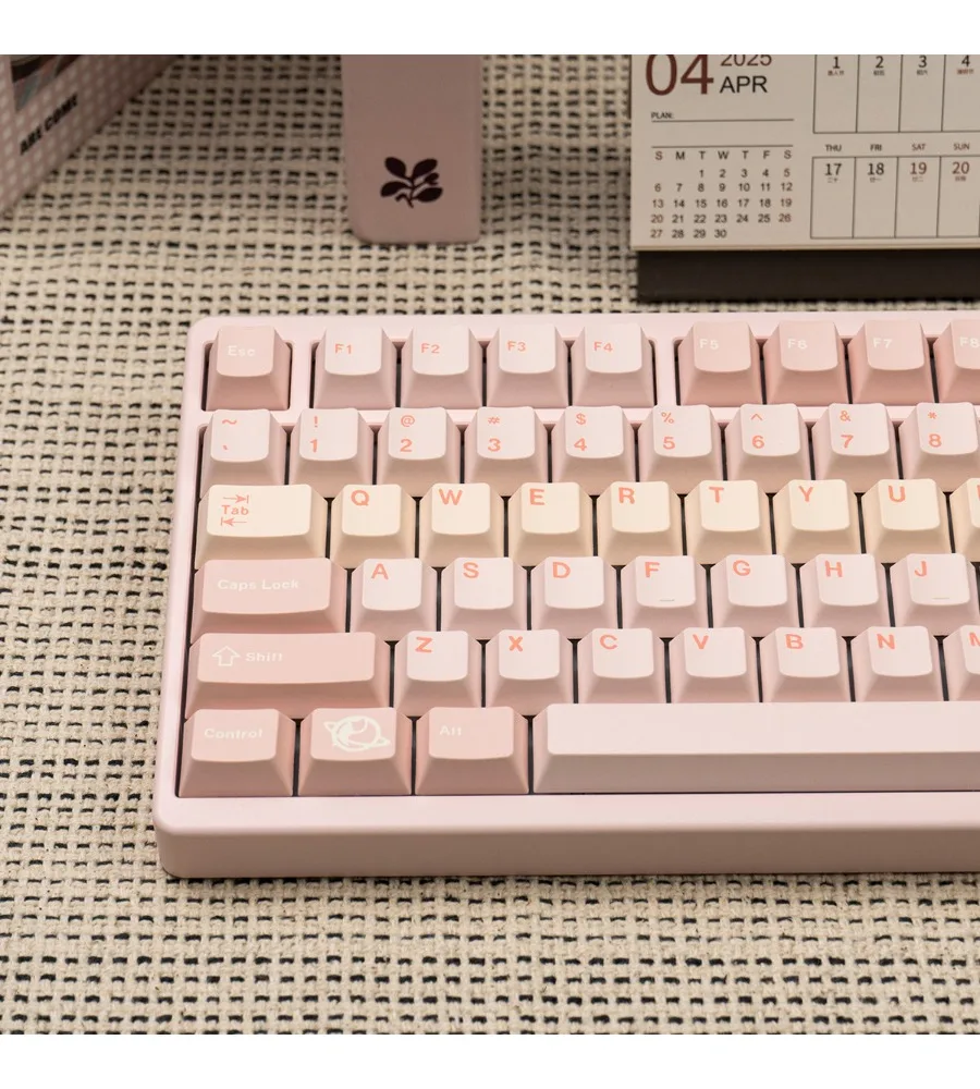 Keycap PBT hot sublimation customized original factory suitable wooting/Meijia lion and other minimalist light pink mechanical