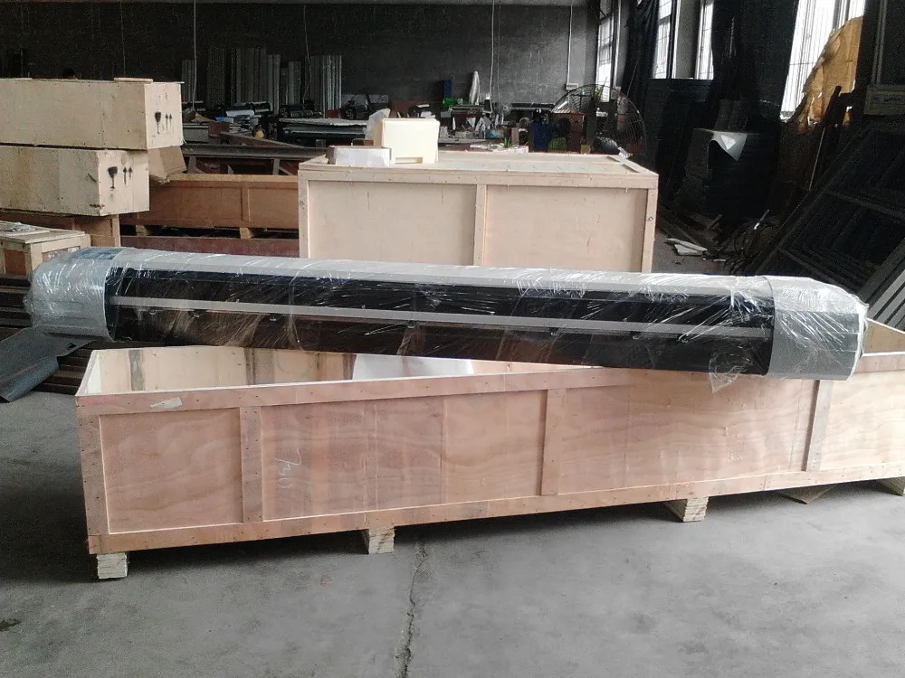 ステッカーカッター 中国製 2フィート 4フィート 720mm 1360mm 自動輪郭カット ビニールカッター プロッターマシン