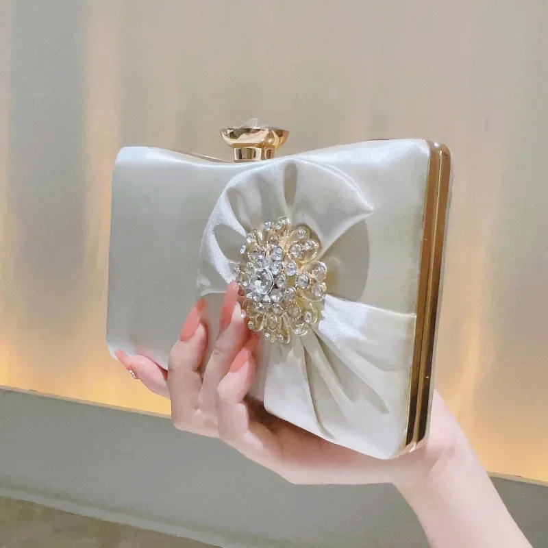 Elegant Rhinestone Evening Bag Classic Formal Dinner Handbag Women's Fashion Clutch Purse for Party Wedding Prom Shoulder Bags