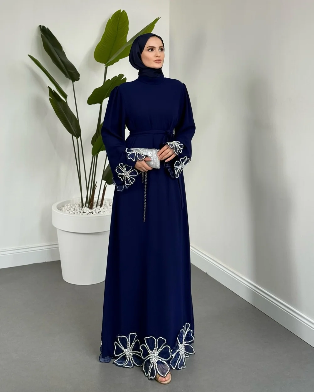 

Customized Formal Exquisite Chiffon Pleat Handmade Flower Rhinestone A-line High Collar Long Dresses Evening Dresses Fashion