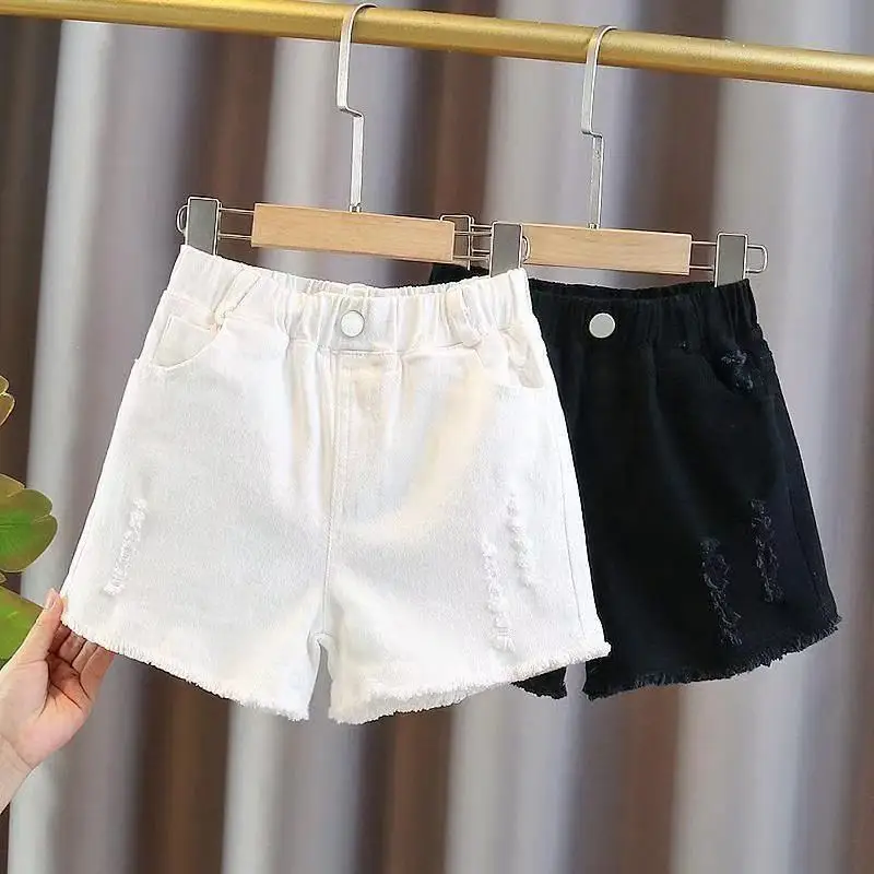 

Girls' Summer Shorts Fashion 2026 New Mid Size Children's Hot Pants for Wearing Thin Pants On The Outside 120-170cm
