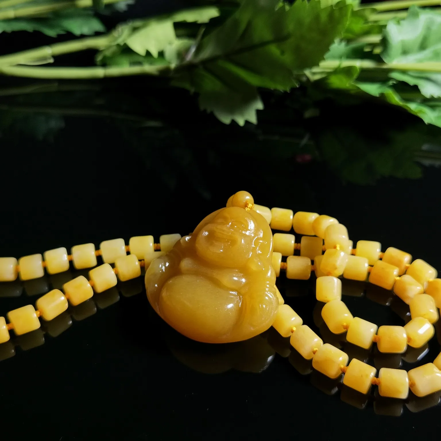 

Latest Natural Gold-Color Golden Silk Jade Handwork Carve Maitreya Pendant Yellow Beads Chain Necklace Real Genuine Jewelry