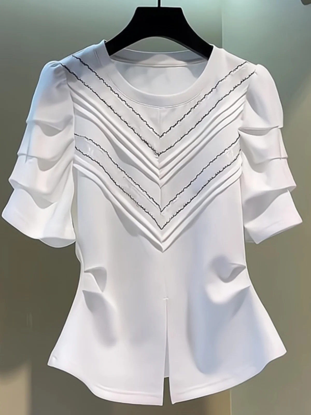 

Slimming Fit Short Sleeve T-Shirt Women's Bubble Sleeve High Waist Line Color Block Design Summer 2025 Design Sensation