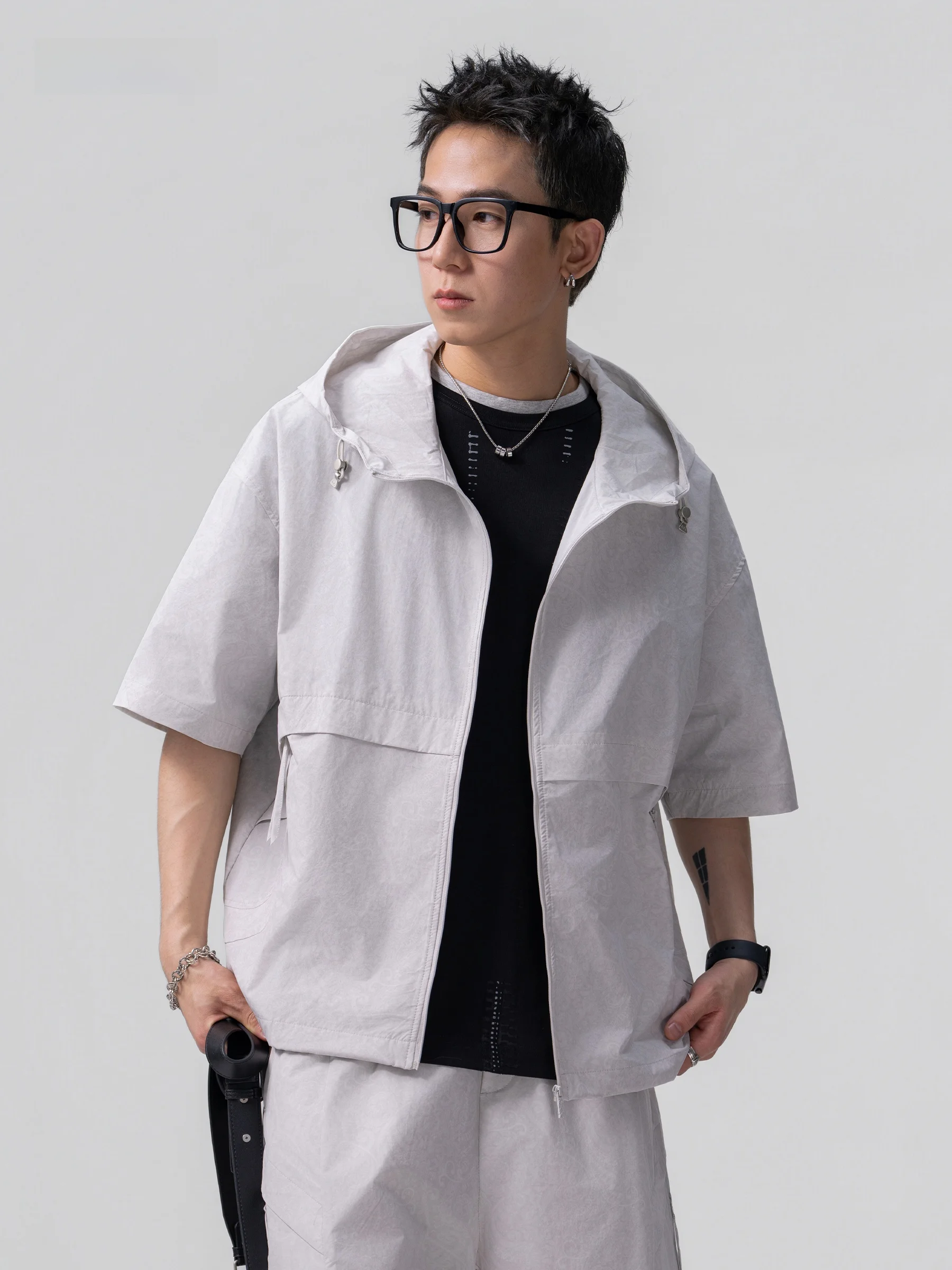 AOGZ Men's Summer Loose Fit Short Sleeve Hoodie Set Casual Breathable Polyester Outdoor Wear Trendy Short Pants Two-Piece Suit