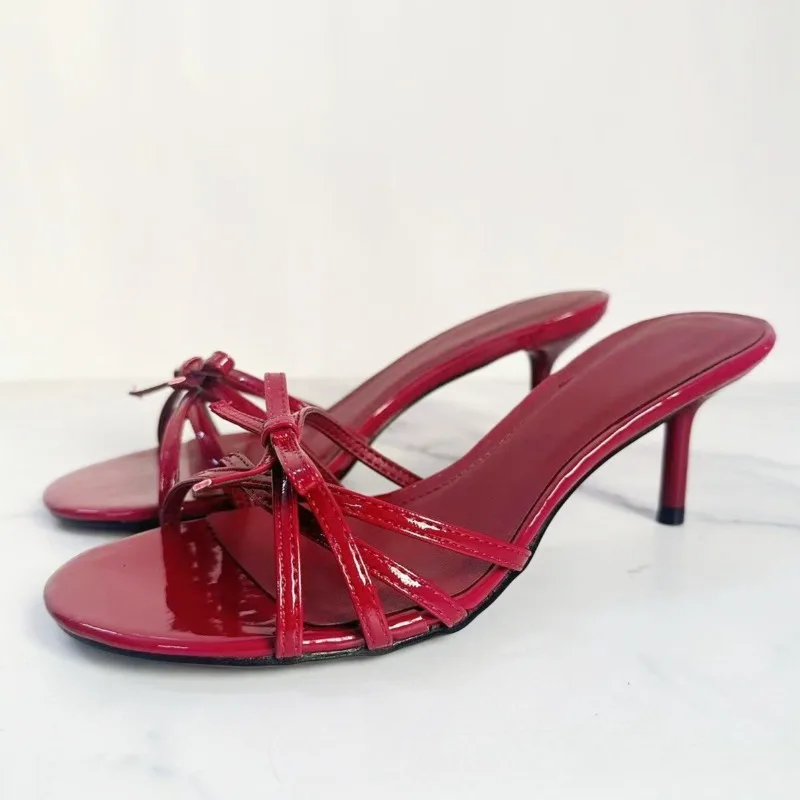 

Брендовые дизайнерские женские туфли-мулы на высоком каблуке с перекрестным ремешком и узлом-бабочкой с открытым носком, элегантные летние женские вечерние современные сандалии