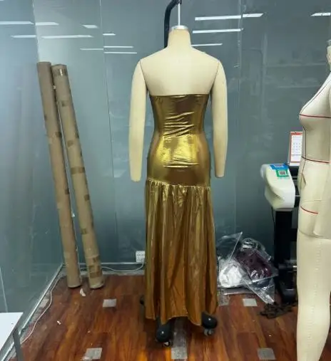 فستان سهرة نسائي جديد موديل 2025 بدون أكمام بدون حمالات أنيق بلون سادة مثير للحفلات المسائية