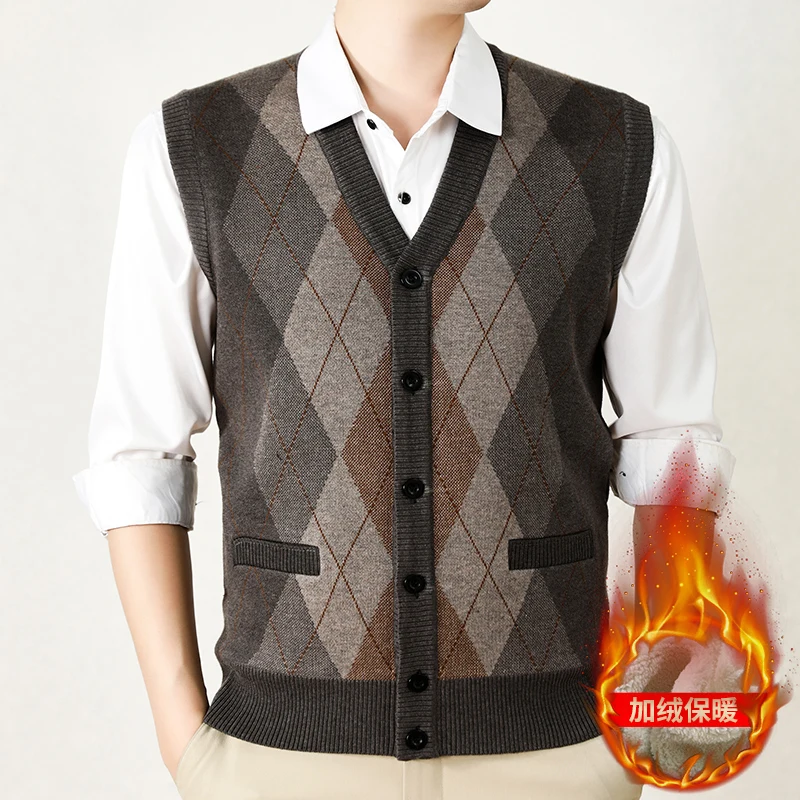 New Autumn and Winter Men's Fleece-Lined Warm and Comfortable Cardigan Sleeveless Vest Sweater/J-25009 view 3