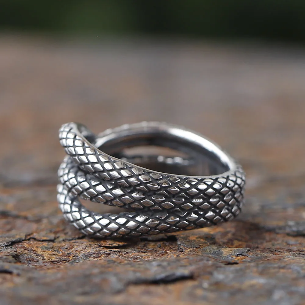 2024 New Good Detail Men\'s Punk Rock FASHION Ring With 3D Snake Gothic Style 316L Stainless Steel Biker Anel Movie jewellery