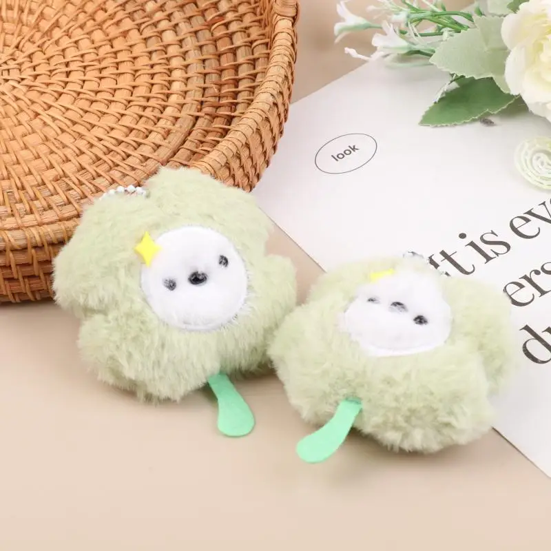 Girly gefülltes vierblättriges Kleeblatt Plüsch-Schlüsselanhänger Cartoon-Puppe Tasche Dekoration Geschenk