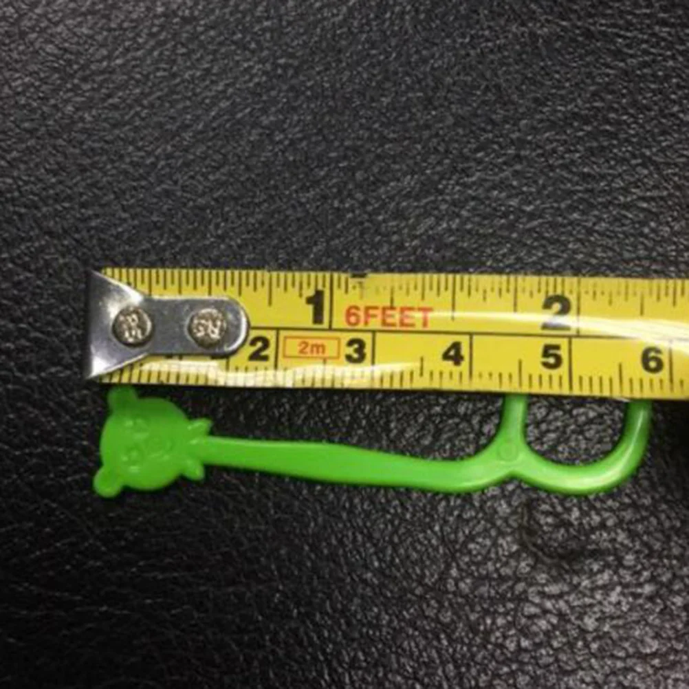 100 قطعة من خيط تنظيف الأسنان للأطفال، خيط تنظيف الأسنان الكرتوني المحمول مع مقبض مريح لسهولة الوصول إلى الأسنان الخلفية، طعام نظيف #1