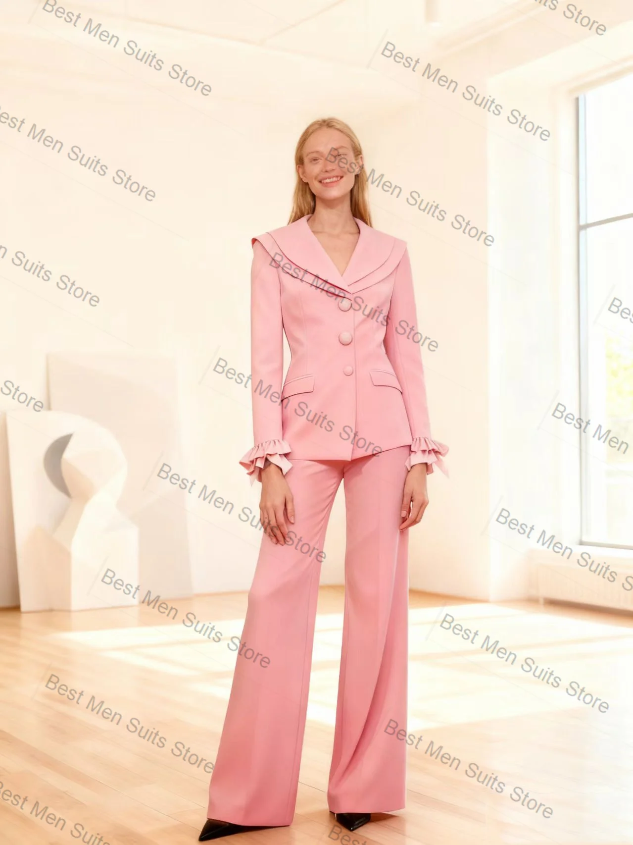

Розовый женский костюм-двойка: пиджак и брюки. Осенне-весенний, хлопковый, для офиса, на заказ, для свадьбы, для гостей.